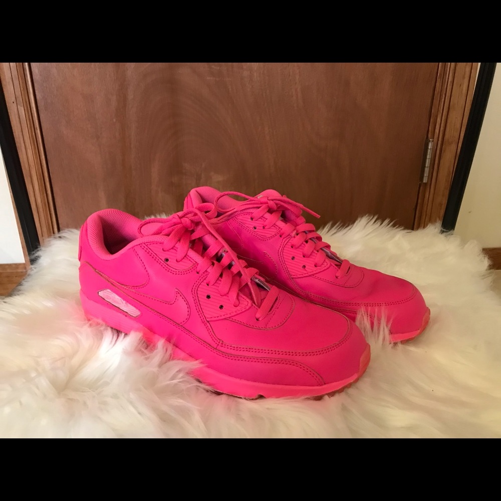 NIKE Custom AirMax Sneakers